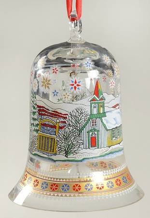 Annual Crystal Christmas Bell Iceland - Boxed