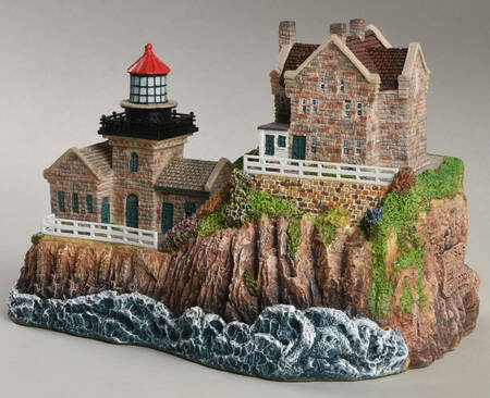 Collectors Society Lighthouse Point Sur, Ca - No Box