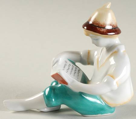 Hollohaza Figurines Boy Reading Book - No Box