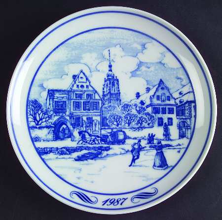 Hutschenreuther Plates by Hutschenreuther