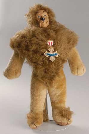 Wizard of Oz Cowardly Lion - No Box by Hamilton Collection