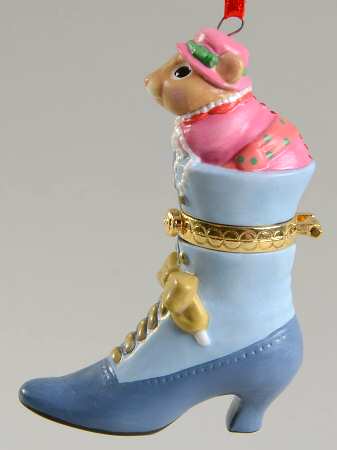 Fashion A Foot by Hallmark Gold Crown