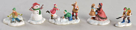 Christmas Village Accessories Snow Play-Set Of 5 - No Box
