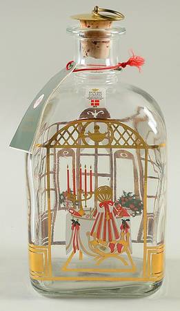 Christmas Decanters-Bottles 1989 Christmas Bottle - Boxed