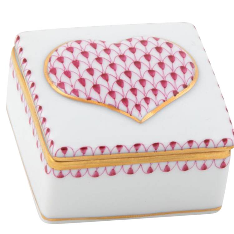 Boxes Embossed Heart Box-Raspberry - No Box