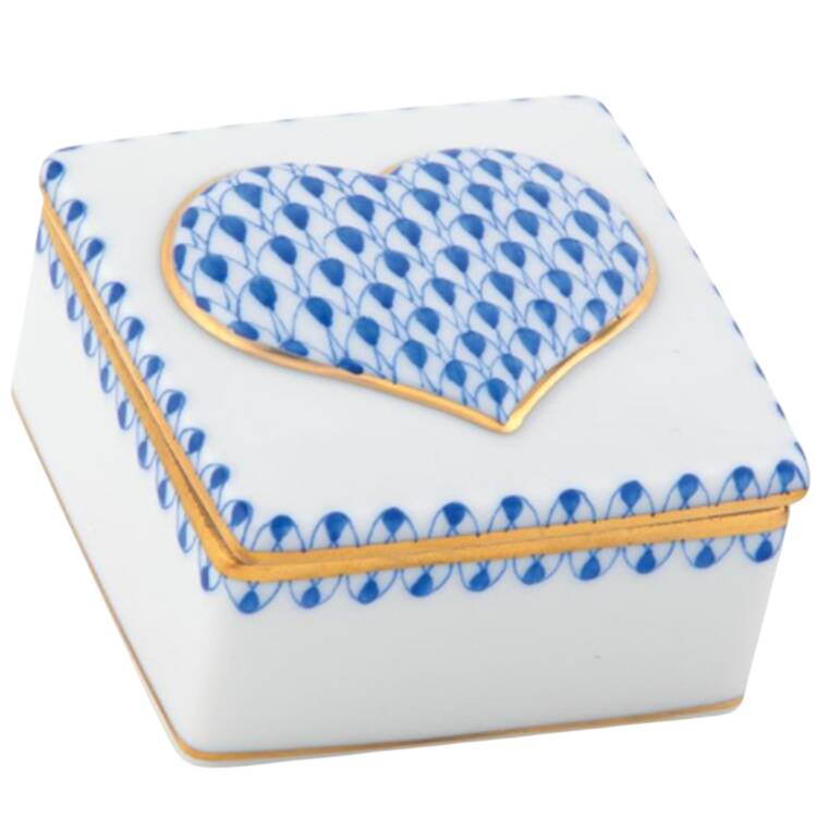 Boxes Embossed Heart Box-Sapphire - No Box