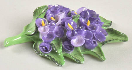 Floral-Plant Violets - No Box