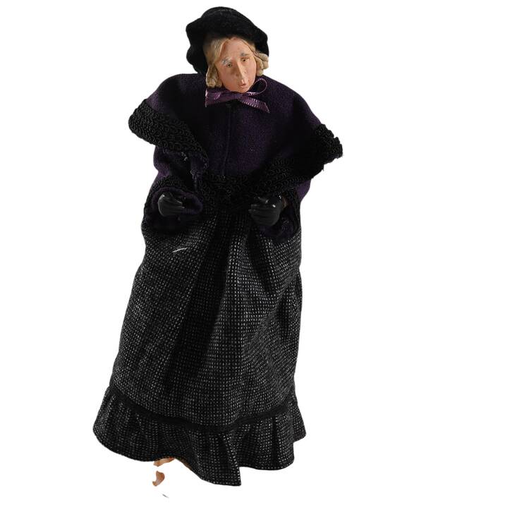 Victorian Carolers by Hallmark Gold Crown