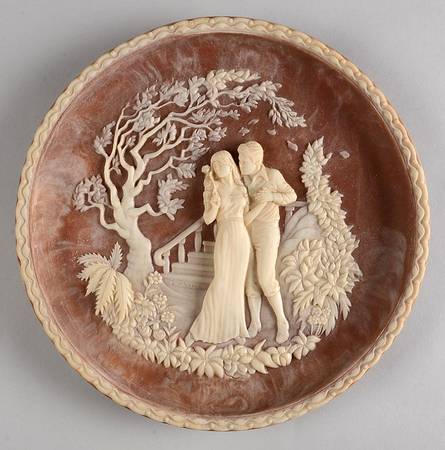 Romantic Poets Collection The Kiss - Boxed