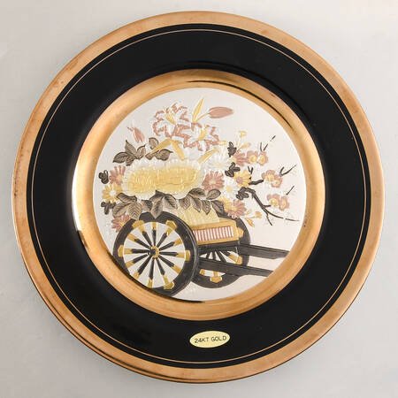 Chokin Art Flowers Wheelbarrow - No Box