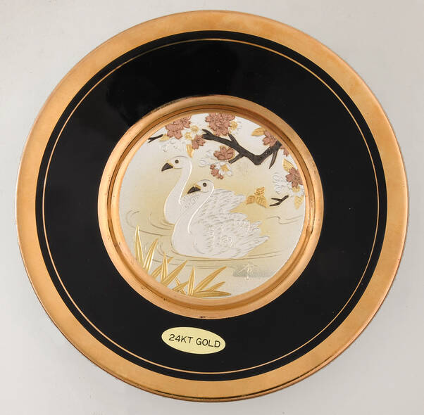 Chokin Art Swans - No Box