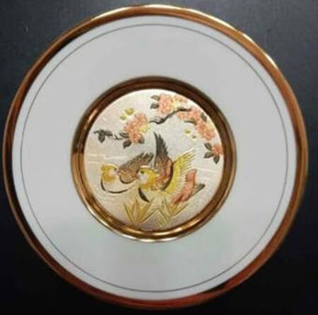 Chokin Art Two Birds Swimming - No Box