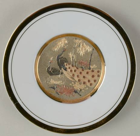 Chokin Art Peacock-White Rim - No Box