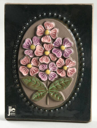 Floral Plaques Pink And Lavender Flowers - No Box