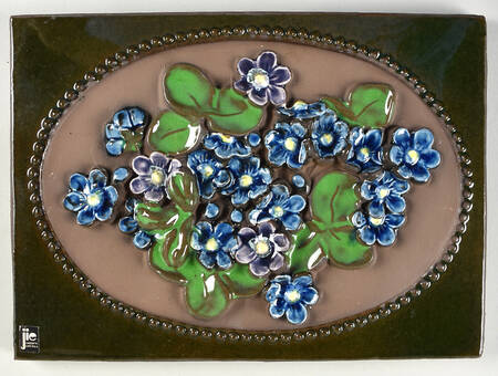 Floral Plaques Blue And Purple Flowers - No Box