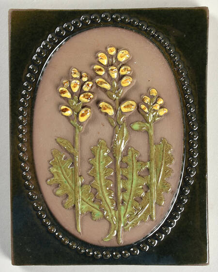 Floral Plaques Moor-King-Yellow - No Box
