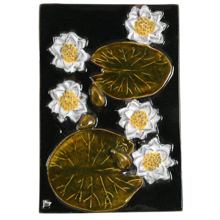 Floral Plaques White Lily Pads - No Box