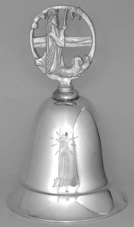 Musical-Annual Bell Silent Night - Boxed