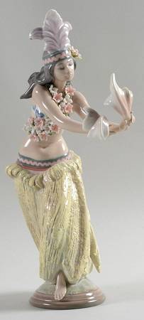 Polynesian Dancers by Lladro