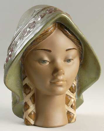 Girl's Head Set by Lladro