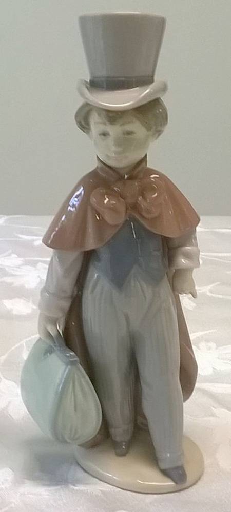 Boys with Top Hats by Lladro