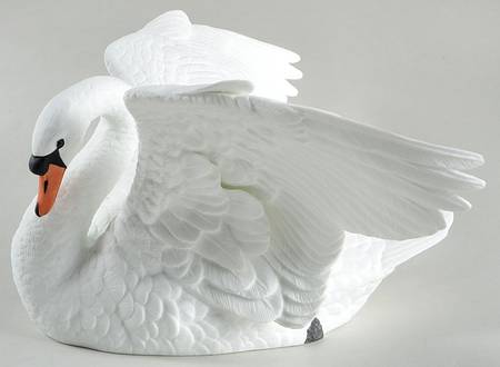 Lenox Figurines Majestic Swan - No Box