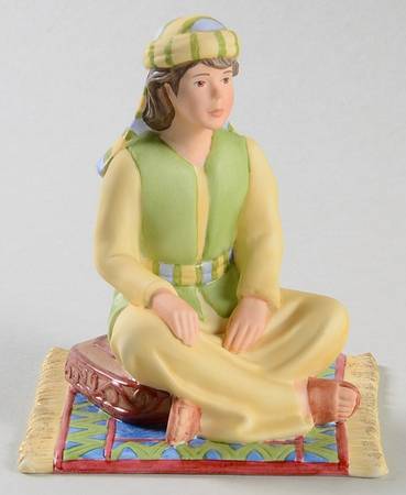 Renaissance Nativity Student-Green - No Box