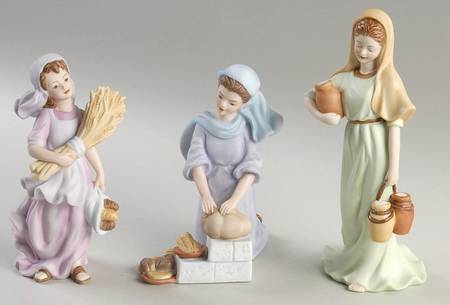 Renaissance Nativity Morning Chores-Set Of 3 - Boxed