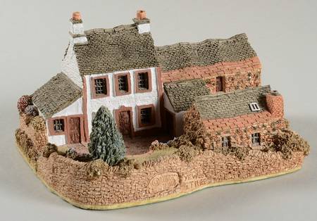 Lilliput Lane Collectors Club Yew Tree Farm - Boxed