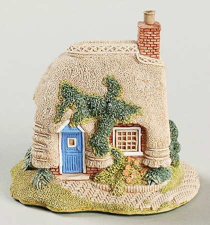 Lilliput Lane Collectors Club Petticoat Cottage - No Box