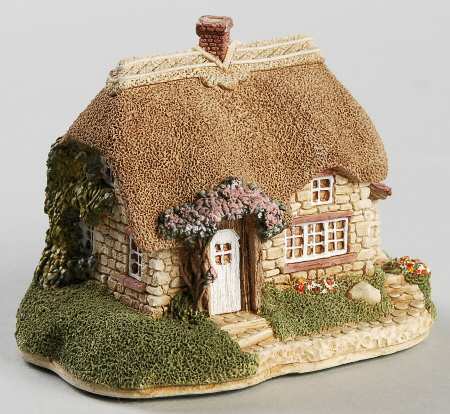 Lilliput Lane Collectors Club Lavender Cottage - No Box