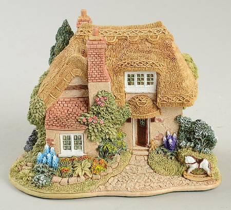 Lilliput Lane Collectors Club Nursery Cottage Without Eggs - No Box