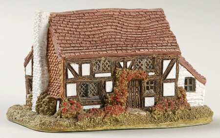 English Cottages Acorn Cottage - Boxed