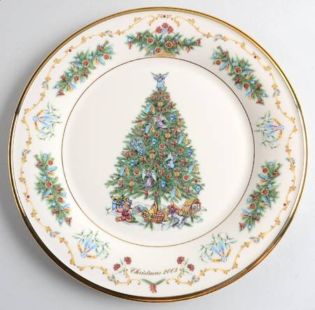 Christmas Trees Around The World Canada - No Box