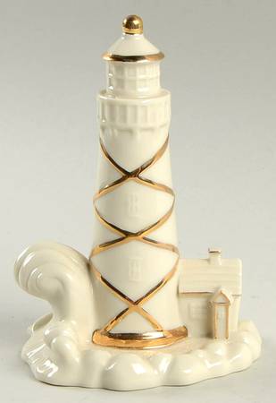 Classic Ivory Collection Lighthouse - No Box