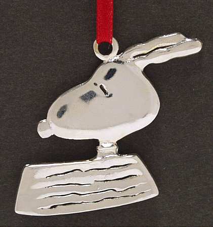 Peanuts Ornament Snoopy Flying In Dog Dish - No Box