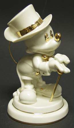 Classic Disney Showcase Collection Mickey Mouse Steps Out - No Box