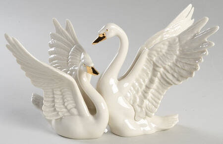 Classic Ivory Animals Dance Of The Swans - No Box
