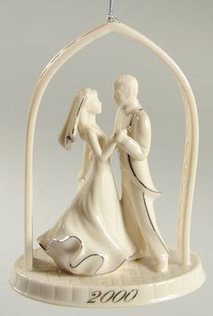 Bride And Groom Ornaments 2000-Bride And Groom - With Box