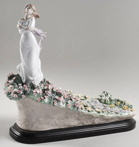 Lladro Collector Society Figurines A Sea Of Flowers - No Box