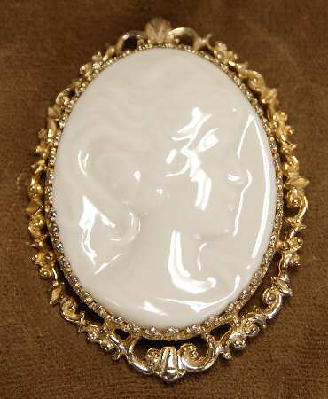 Lenox Jewelry China Cameo-Brooch - No Box