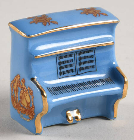 Limoges Miniature Figurines & Giftware Piano Blue Courting/Proposing - No Box