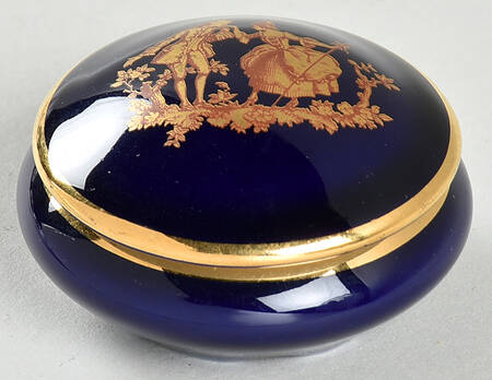 Limoges Miniature Figurines & Giftware Cobalt Round Box - Courting - No Box