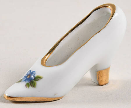 Limoges Miniature Figurines & Giftware Shoe -White - No Box