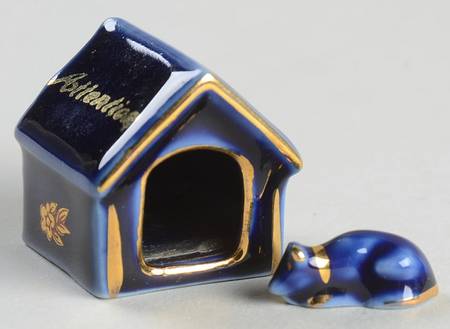 Limoges Miniature Figurines & Giftware Dog With Doghouse-Chien Mechant - No Box