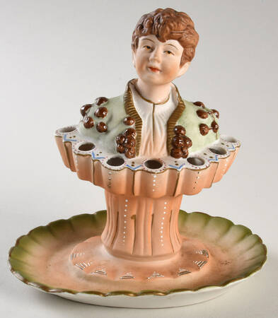 Ardalt Figurines Man Cigarette Holder - No Box