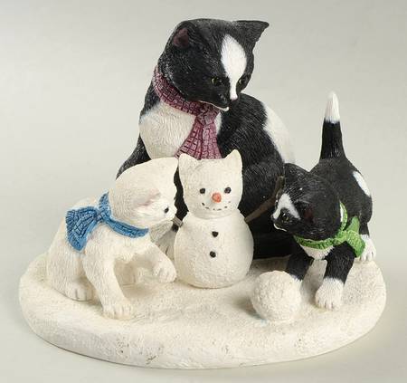 Sweet Kitties Sculpture Collection Snowball - No Box