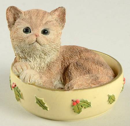 Sweet Kitties Sculpture Collection Christmas Catnap - Boxed