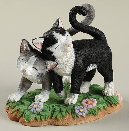 Sweet Kitties Sculpture Collection Kittens With Heart Tails - Boxed