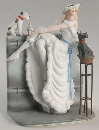 Icart Figurine by Louis Icart